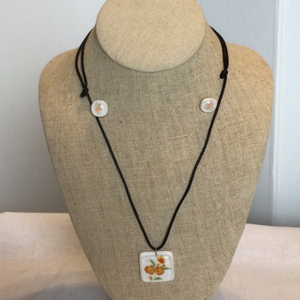 Glass Flower Necklace/Earrings Set